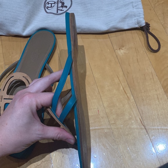 WOMENS HERMES SIZE 40 LEATHER FLIP FLOPS MADE IN ITALY - Picture 8 of 10
